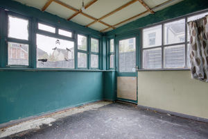 Garden Room- click for photo gallery